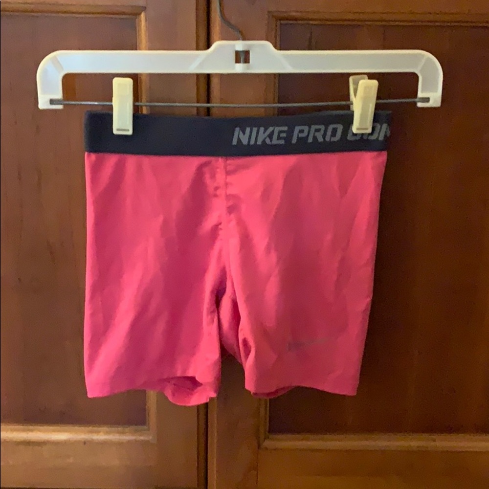 Nike pro spandex size M 2.5 inseam